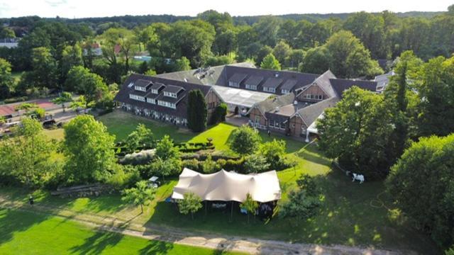 Landhuishotel De Bloemenbeek Де Луте Екстериор снимка
