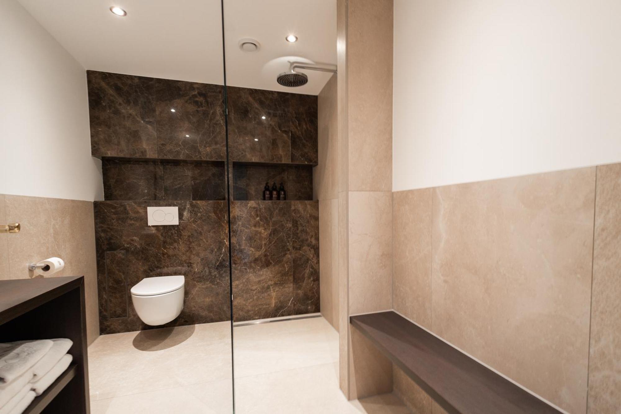 Landhuishotel De Bloemenbeek Де Луте Екстериор снимка